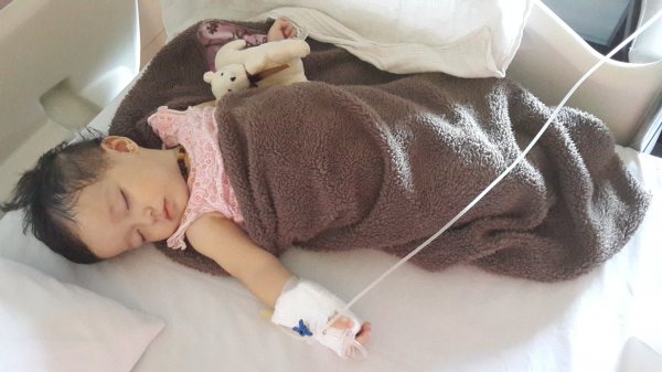 Már infúzióval a kórházban:( 